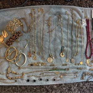 Lot of various jewelry!